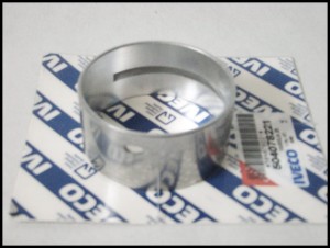 Panewka wałka rozrządu Cursor 8